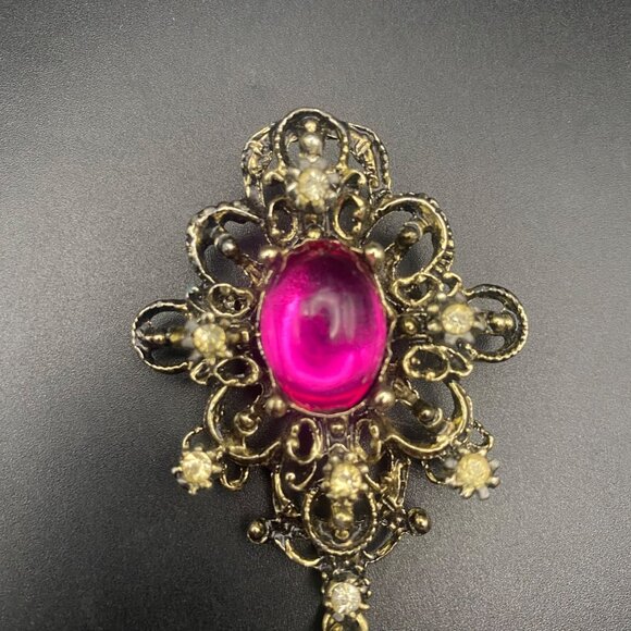 Vintage Antique Gold Tone Brooch Hot Pink Glass Stone Floral Filigree Drop - Picture 2 of 6